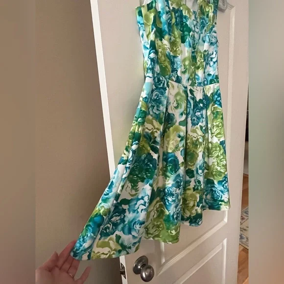 AGB Floral Midi Dress Blue & Green Women’s Size 4 - Picture 12 of 15